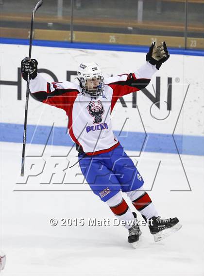 Thumbnail 2 in Shepaug/Litchfield/Nonnewaug vs. Smith/Tolland/Windham (CIAC Division III Semifinal) photogallery.