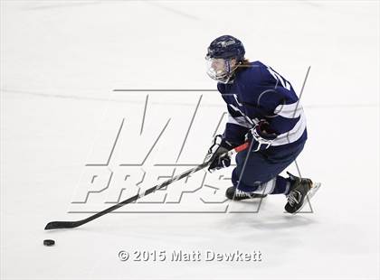 Thumbnail 2 in Shepaug/Litchfield/Nonnewaug vs. Smith/Tolland/Windham (CIAC Division III Semifinal) photogallery.