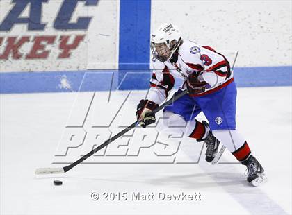 Thumbnail 1 in Shepaug/Litchfield/Nonnewaug vs. Smith/Tolland/Windham (CIAC Division III Semifinal) photogallery.