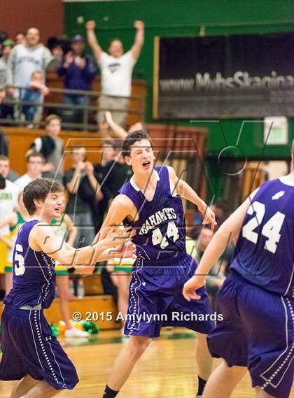 Thumbnail 3 in Anacortes vs. Lynden photogallery.