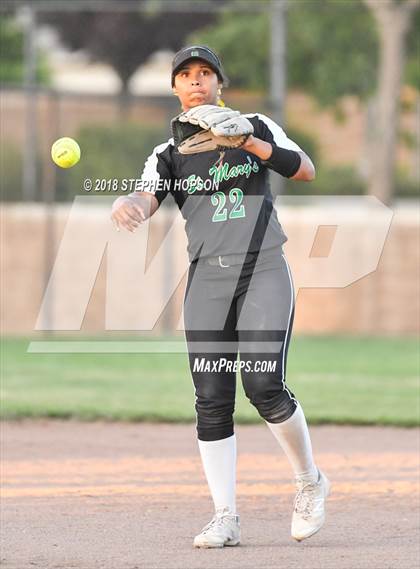 Thumbnail 2 in St. Mary's vs. Bella Vista (CIF SJS D2 Final) photogallery.