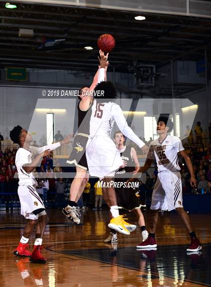 Thumbnail 2 in Mount Vernon vs. Clarkstown South (Section 1 Class AA Final) photogallery.