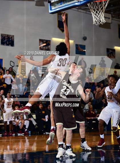 Thumbnail 2 in Mount Vernon vs. Clarkstown South (Section 1 Class AA Final) photogallery.