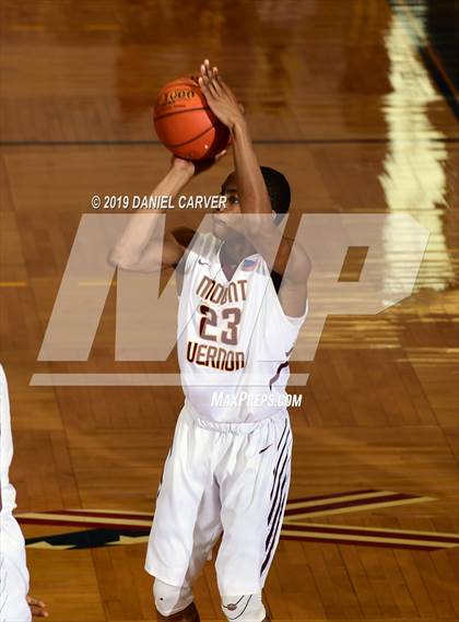 Thumbnail 2 in Mount Vernon vs. Clarkstown South (Section 1 Class AA Final) photogallery.
