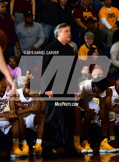 Thumbnail 1 in Mount Vernon vs. Clarkstown South (Section 1 Class AA Final) photogallery.