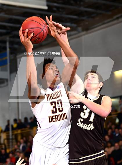 Thumbnail 2 in Mount Vernon vs. Clarkstown South (Section 1 Class AA Final) photogallery.