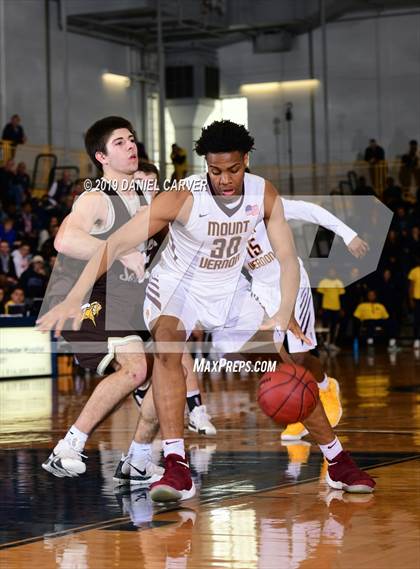 Thumbnail 1 in Mount Vernon vs. Clarkstown South (Section 1 Class AA Final) photogallery.