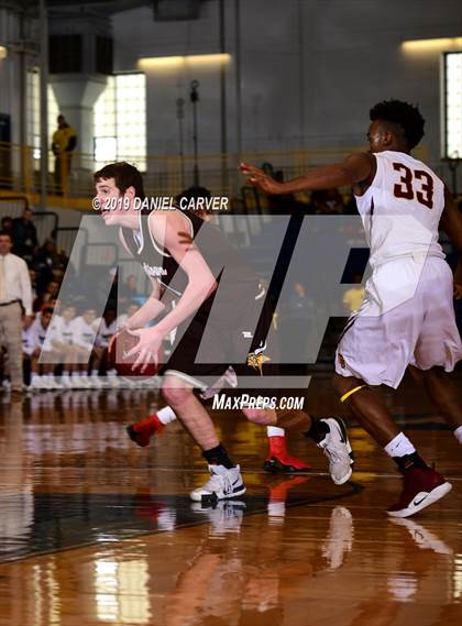 Thumbnail 2 in Mount Vernon vs. Clarkstown South (Section 1 Class AA Final) photogallery.