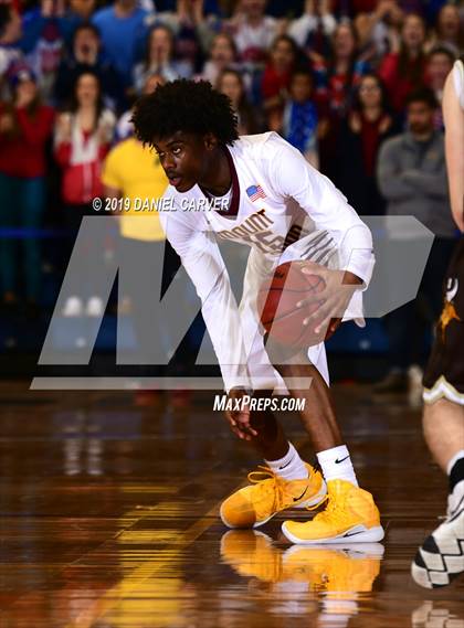 Thumbnail 2 in Mount Vernon vs. Clarkstown South (Section 1 Class AA Final) photogallery.