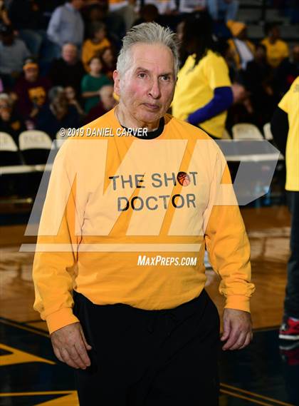 Thumbnail 1 in Mount Vernon vs. Clarkstown South (Section 1 Class AA Final) photogallery.