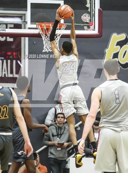 Thumbnail 1 in Rancho Christian vs. DeMatha (Spalding Hoophall Classic) photogallery.