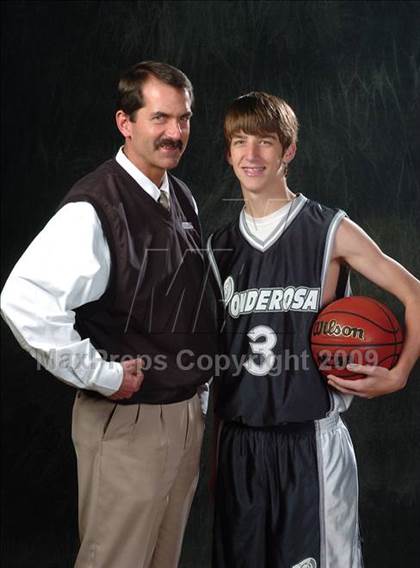 Thumbnail 3 in Ponderosa Team Photos photogallery.