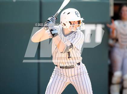 Thumbnail 3 in O'Connor vs. Americas (UIL 6A Softball Semifinal) photogallery.