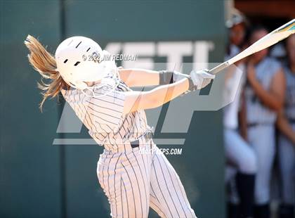 Thumbnail 3 in O'Connor vs. Americas (UIL 6A Softball Semifinal) photogallery.