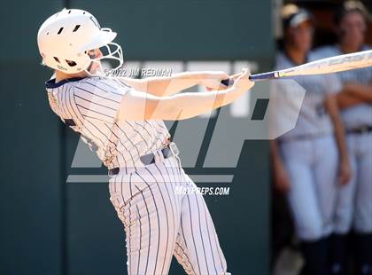 Thumbnail 3 in O'Connor vs. Americas (UIL 6A Softball Semifinal) photogallery.