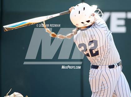 Thumbnail 3 in O'Connor vs. Americas (UIL 6A Softball Semifinal) photogallery.