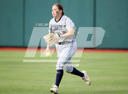 Thumbnail 3 in O'Connor vs. Americas (UIL 6A Softball Semifinal) photogallery.