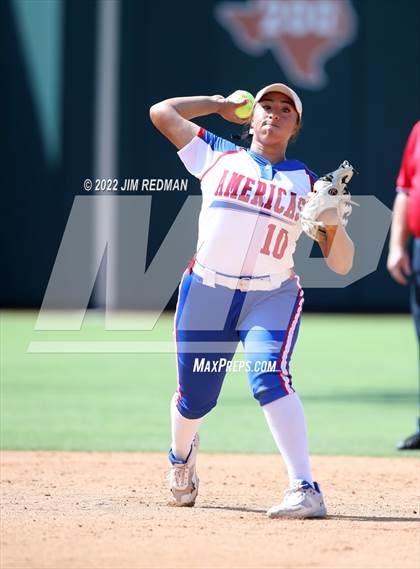 Thumbnail 3 in O'Connor vs. Americas (UIL 6A Softball Semifinal) photogallery.