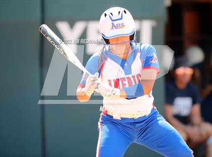 Thumbnail 1 in O'Connor vs. Americas (UIL 6A Softball Semifinal) photogallery.