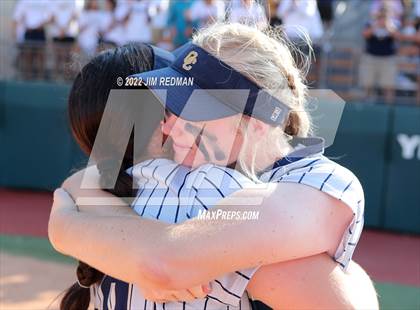 Thumbnail 1 in O'Connor vs. Americas (UIL 6A Softball Semifinal) photogallery.