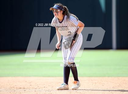 Thumbnail 2 in O'Connor vs. Americas (UIL 6A Softball Semifinal) photogallery.