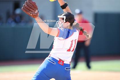 Thumbnail 2 in O'Connor vs. Americas (UIL 6A Softball Semifinal) photogallery.