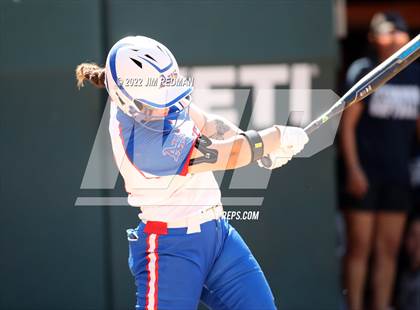 Thumbnail 1 in O'Connor vs. Americas (UIL 6A Softball Semifinal) photogallery.
