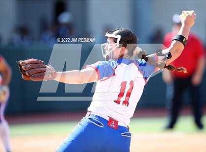Thumbnail 2 in O'Connor vs. Americas (UIL 6A Softball Semifinal) photogallery.