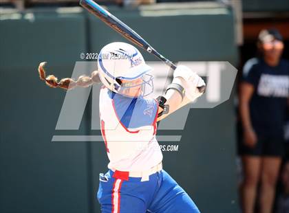 Thumbnail 2 in O'Connor vs. Americas (UIL 6A Softball Semifinal) photogallery.