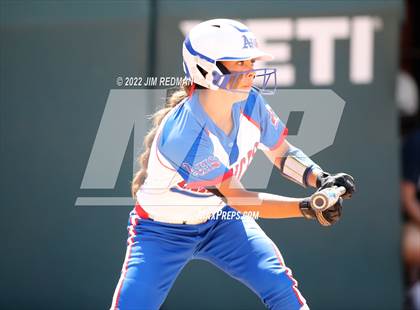 Thumbnail 1 in O'Connor vs. Americas (UIL 6A Softball Semifinal) photogallery.