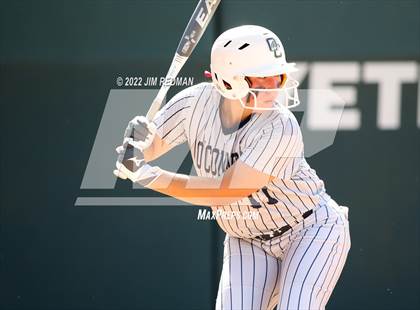 Thumbnail 2 in O'Connor vs. Americas (UIL 6A Softball Semifinal) photogallery.