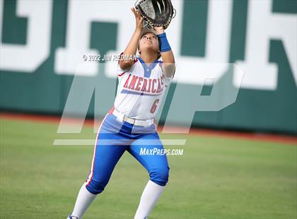 Thumbnail 3 in O'Connor vs. Americas (UIL 6A Softball Semifinal) photogallery.