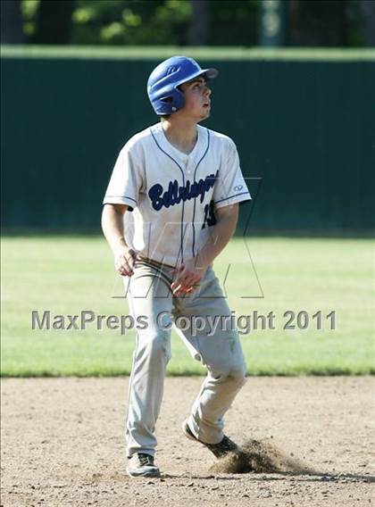 Thumbnail 3 in East Hampton vs. Windsor Locks (CIAC Class S Semifinal) photogallery.