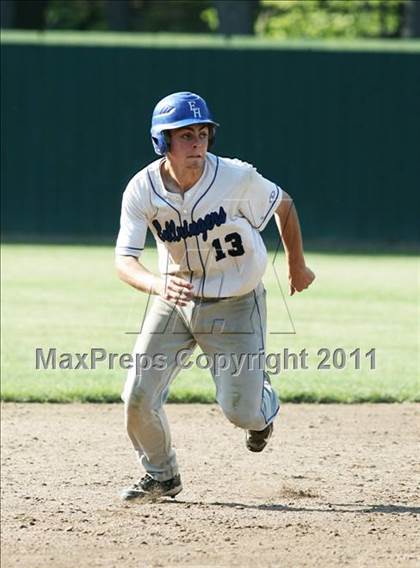Thumbnail 1 in East Hampton vs. Windsor Locks (CIAC Class S Semifinal) photogallery.