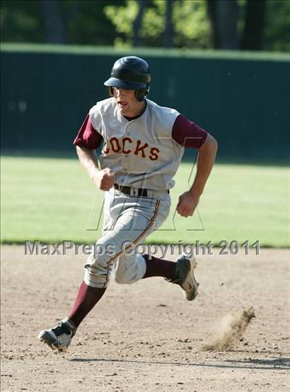 Thumbnail 2 in East Hampton vs. Windsor Locks (CIAC Class S Semifinal) photogallery.