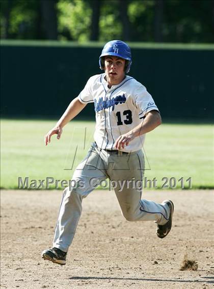 Thumbnail 2 in East Hampton vs. Windsor Locks (CIAC Class S Semifinal) photogallery.