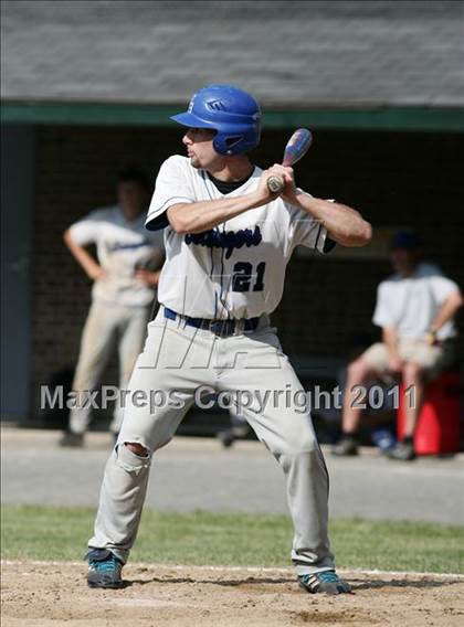 Thumbnail 2 in East Hampton vs. Windsor Locks (CIAC Class S Semifinal) photogallery.