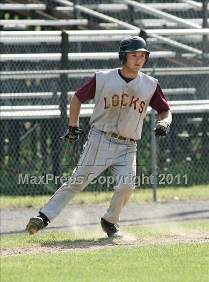 Thumbnail 1 in East Hampton vs. Windsor Locks (CIAC Class S Semifinal) photogallery.