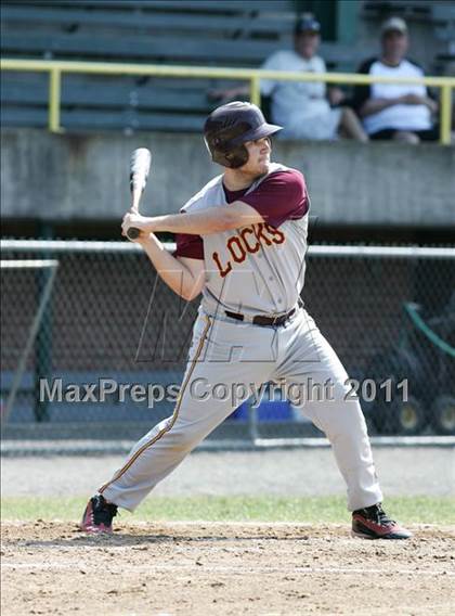 Thumbnail 1 in East Hampton vs. Windsor Locks (CIAC Class S Semifinal) photogallery.