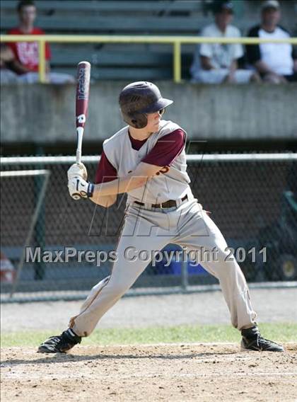 Thumbnail 2 in East Hampton vs. Windsor Locks (CIAC Class S Semifinal) photogallery.