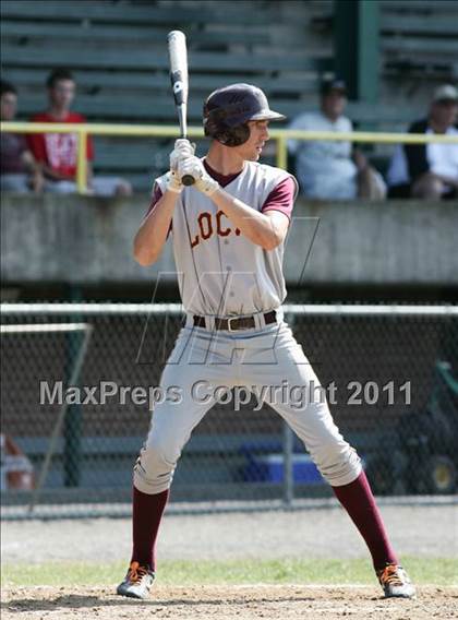 Thumbnail 1 in East Hampton vs. Windsor Locks (CIAC Class S Semifinal) photogallery.