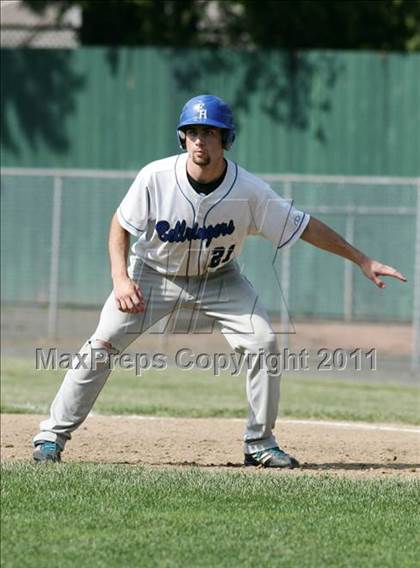 Thumbnail 1 in East Hampton vs. Windsor Locks (CIAC Class S Semifinal) photogallery.