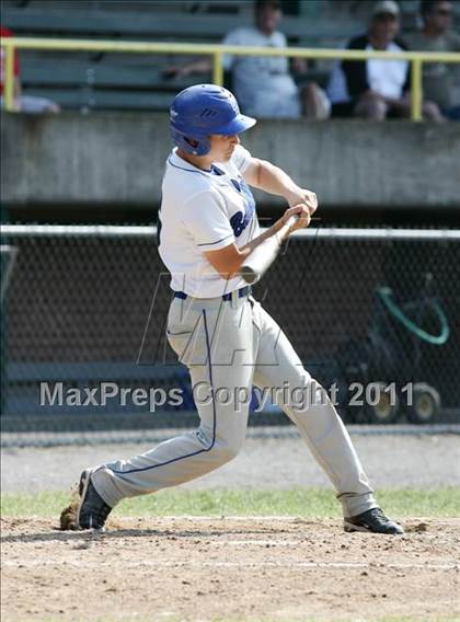 Thumbnail 2 in East Hampton vs. Windsor Locks (CIAC Class S Semifinal) photogallery.