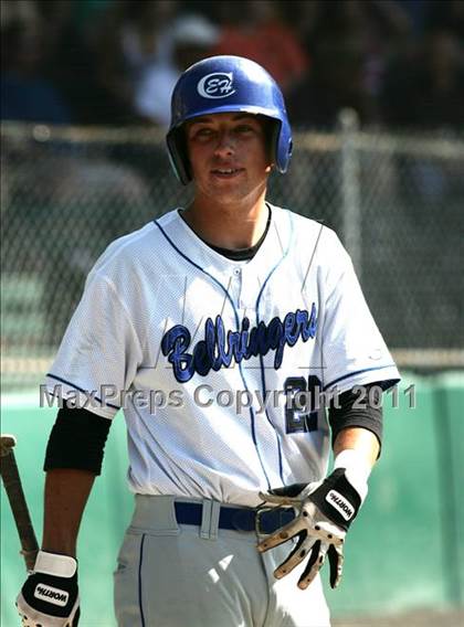 Thumbnail 3 in East Hampton vs. Windsor Locks (CIAC Class S Semifinal) photogallery.