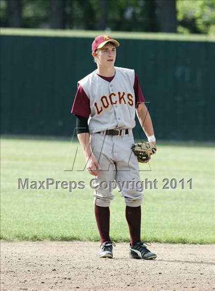 Thumbnail 3 in East Hampton vs. Windsor Locks (CIAC Class S Semifinal) photogallery.