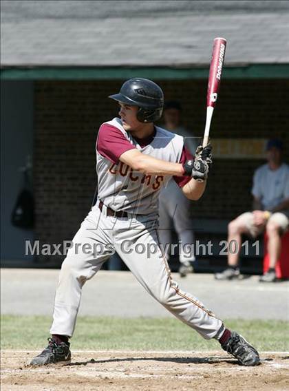 Thumbnail 2 in East Hampton vs. Windsor Locks (CIAC Class S Semifinal) photogallery.