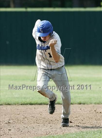 Thumbnail 1 in East Hampton vs. Windsor Locks (CIAC Class S Semifinal) photogallery.