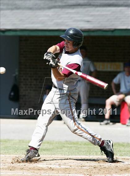 Thumbnail 3 in East Hampton vs. Windsor Locks (CIAC Class S Semifinal) photogallery.