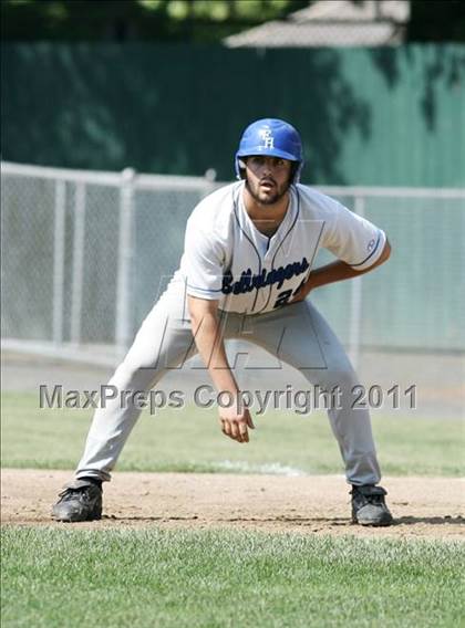 Thumbnail 2 in East Hampton vs. Windsor Locks (CIAC Class S Semifinal) photogallery.