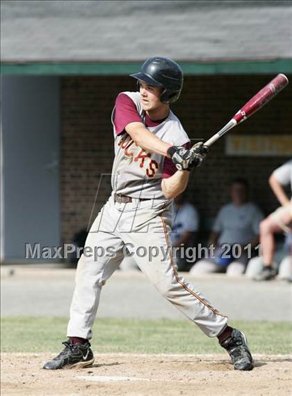 Thumbnail 3 in East Hampton vs. Windsor Locks (CIAC Class S Semifinal) photogallery.